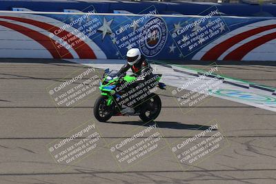 media/Aug-26-2022-Fastrack Riders (Fri) [[055e3b3c9d]]/level 2/Session 1 Start Finish/